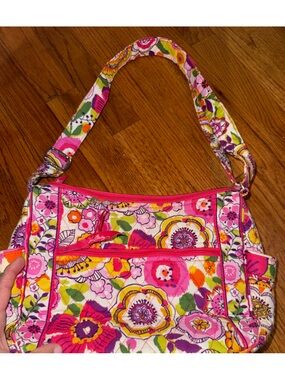 Vintage Retired Vera Bradley Clementine floral quilted crossbody shoulder bag
